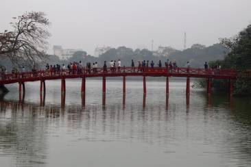 HanoÏ - Le pont du Soleil Levant