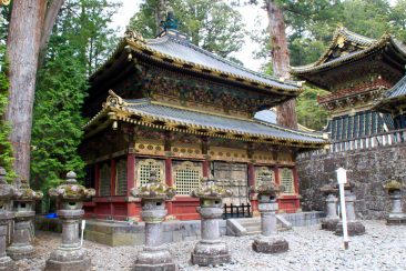 Temple Yomei Mon